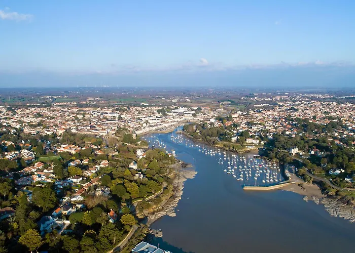 Les Pecheries By Interhome *